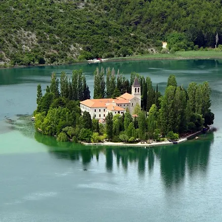 Frane Near Krka Waterfalls & Sibenik Prázdninový dům