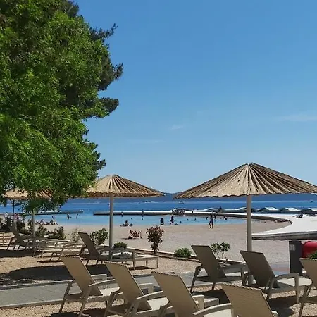 Frane Near Krka Waterfalls & Sibenik Dom wakacyjny Ladevci