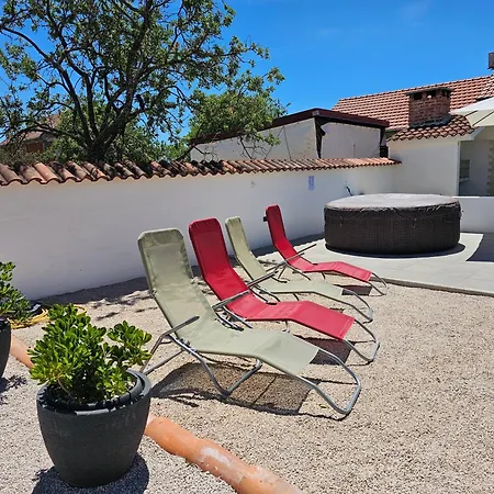 Holiday home Frane Near Krka Waterfalls & Sibenik