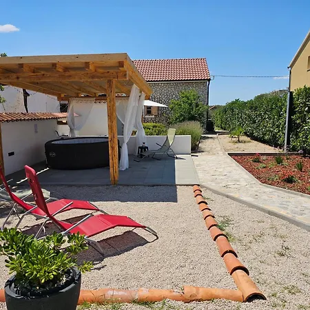Frane Near Krka Waterfalls & Sibenik Prázdninový dům