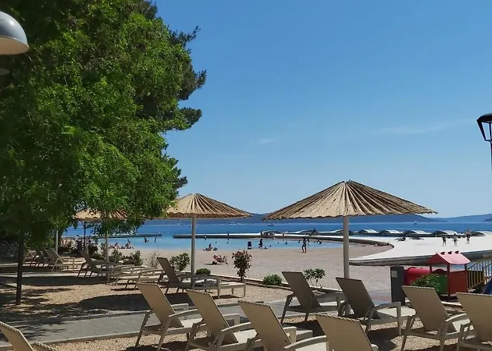 Frane Near Krka Waterfalls & Sibenik Vakantiehuis Ladevci