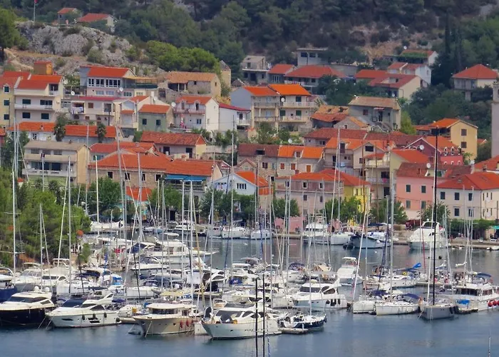 Frane Near Krka Waterfalls & Sibenik Vakantiehuis *