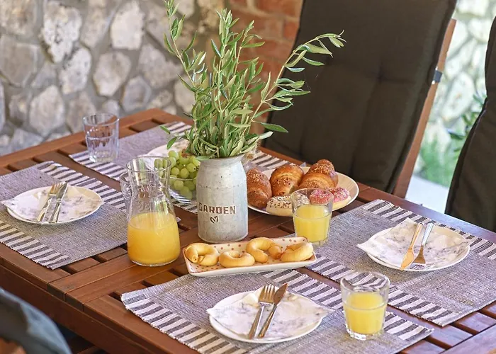 Vakantiehuis Frane Near Krka Waterfalls & Sibenik *