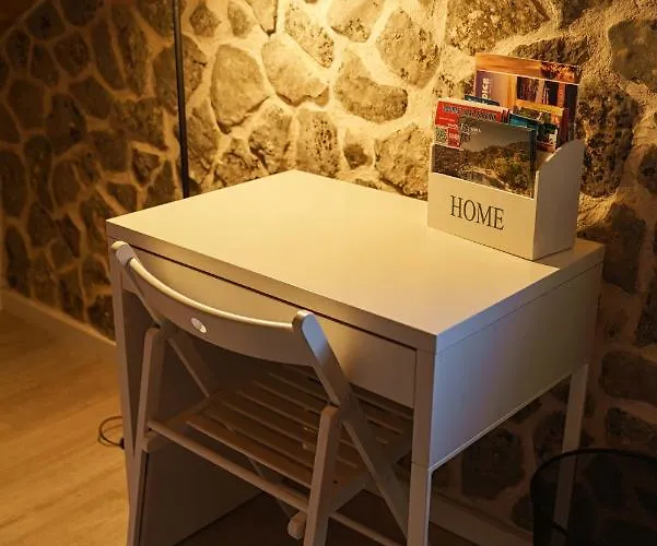 Frane Near Krka Waterfalls & Sibenik Vakantiehuis Ladevci