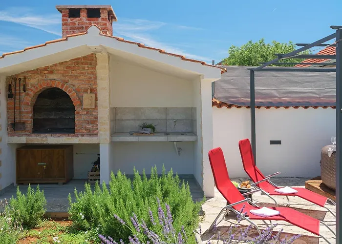 Vakantiehuis Frane Near Krka Waterfalls & Sibenik *